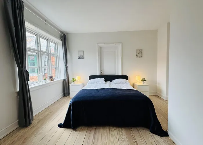 アパート Aday - Pedestrian Beautiful 4 Bedroom